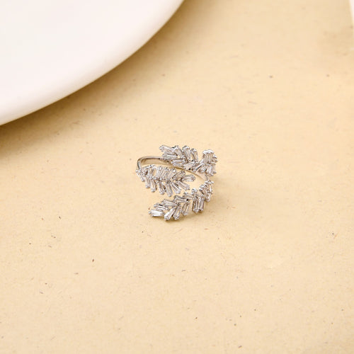 Twilight Wreath Baguette Ring