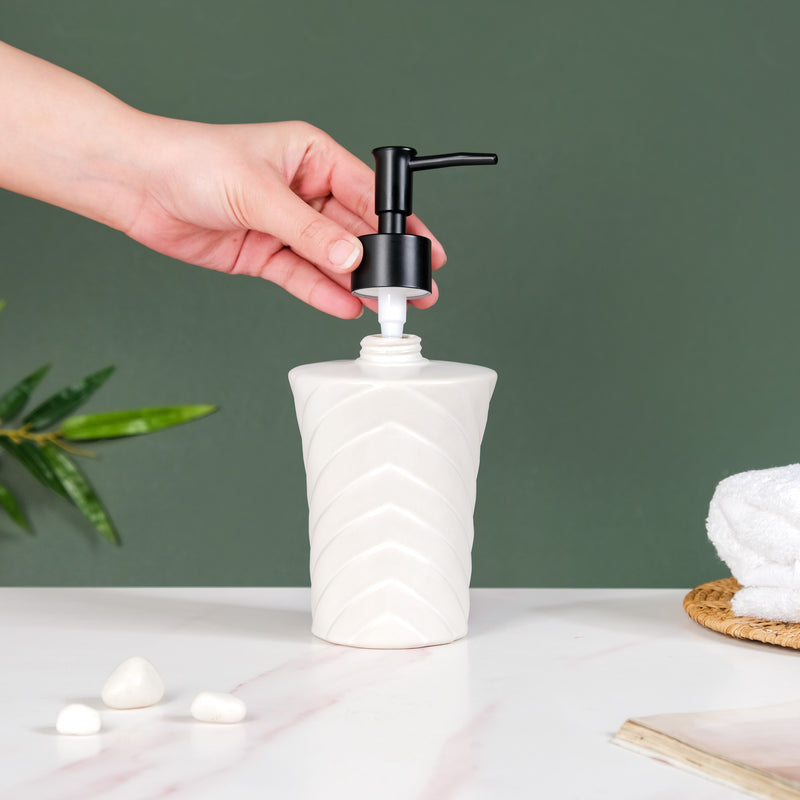 Chevron Design Soap Dispenser White 300ml