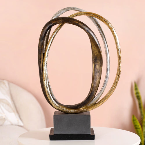Unity Rings Statement Decor