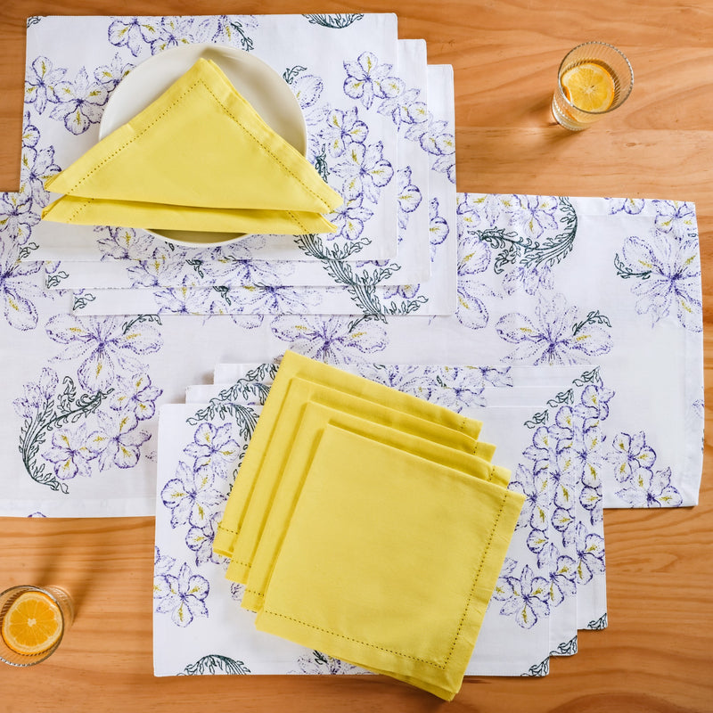 Verde Hosting Essential Table Place Mats Runner and Napkin Set