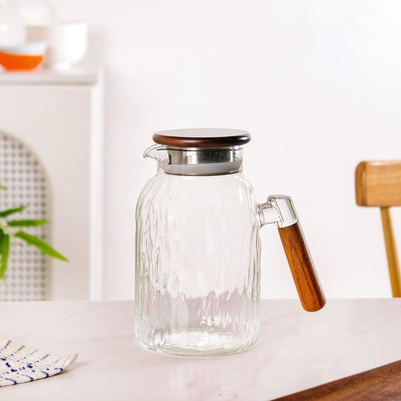 Wavy Glass Pitcher With Wooden Handle And Lid
