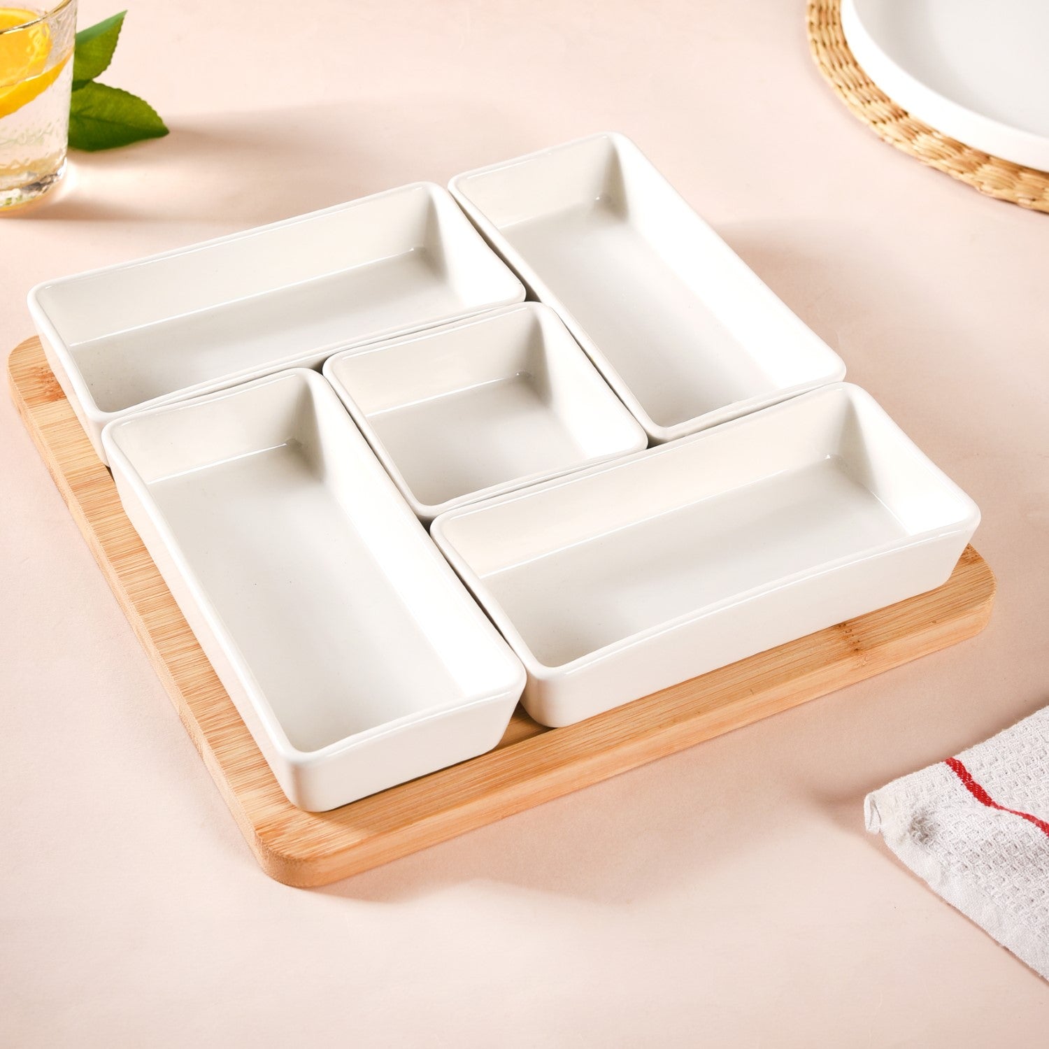 Set Of 5 Pristine White Ceramic Bowls With Bamboo Tray Online