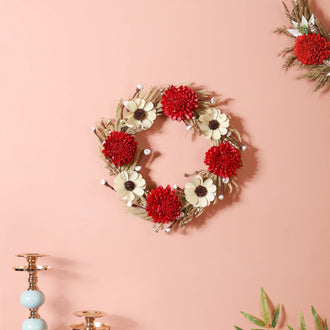 Sustainable Wreath For Home Decoration Red