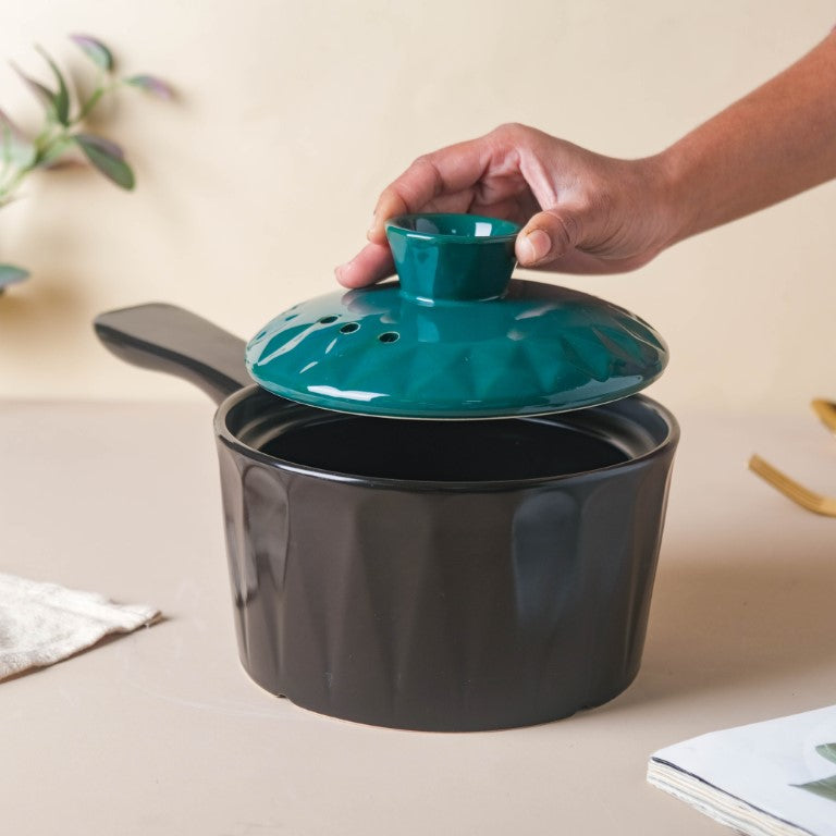 Cook and Serve Ceramic Cookware with Lid and Handle - Cooking Pot