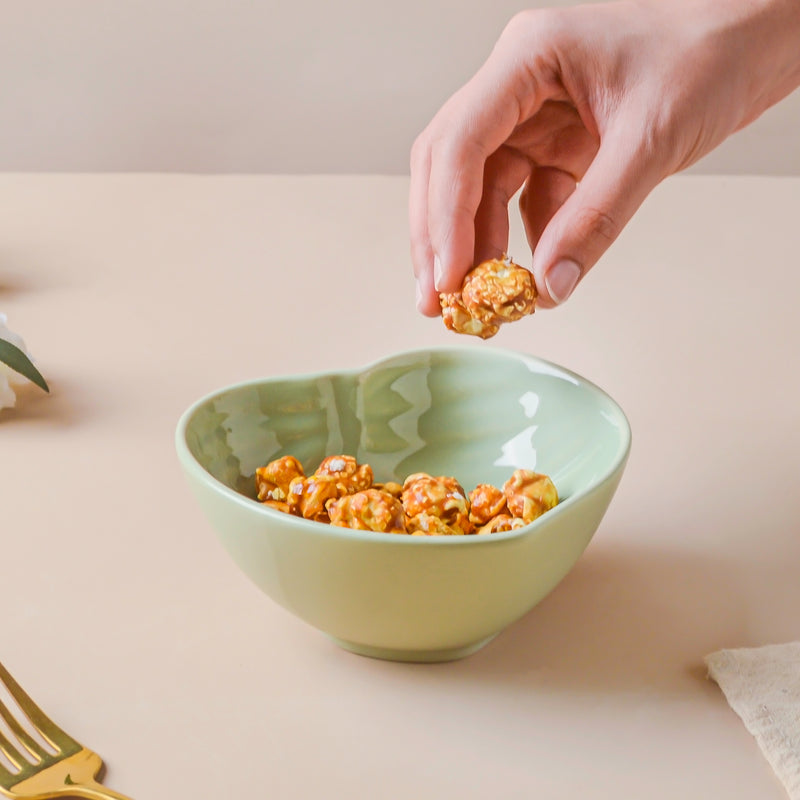 Taro Leaf Snack Bowl Small 300 ml - Bowl,ceramic bowl, snack bowls, curry bowl, popcorn bowls | Bowls for dining table & home decor