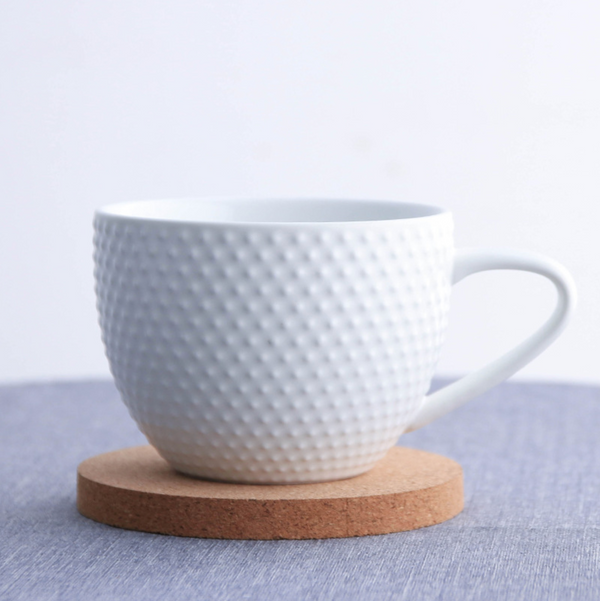 MAGNIFIQUE textured mug with cork coaster - white- Mug for coffee, tea mug, cappuccino mug | Cups and Mugs for Coffee Table & Home Decor