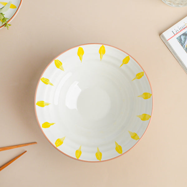 Teardrop Textured Ramen Bowl Yellow 550 ml - Soup bowl, ceramic bowl, ramen bowl, serving bowls, salad bowls, noodle bowl | Bowls for dining table & home decor
