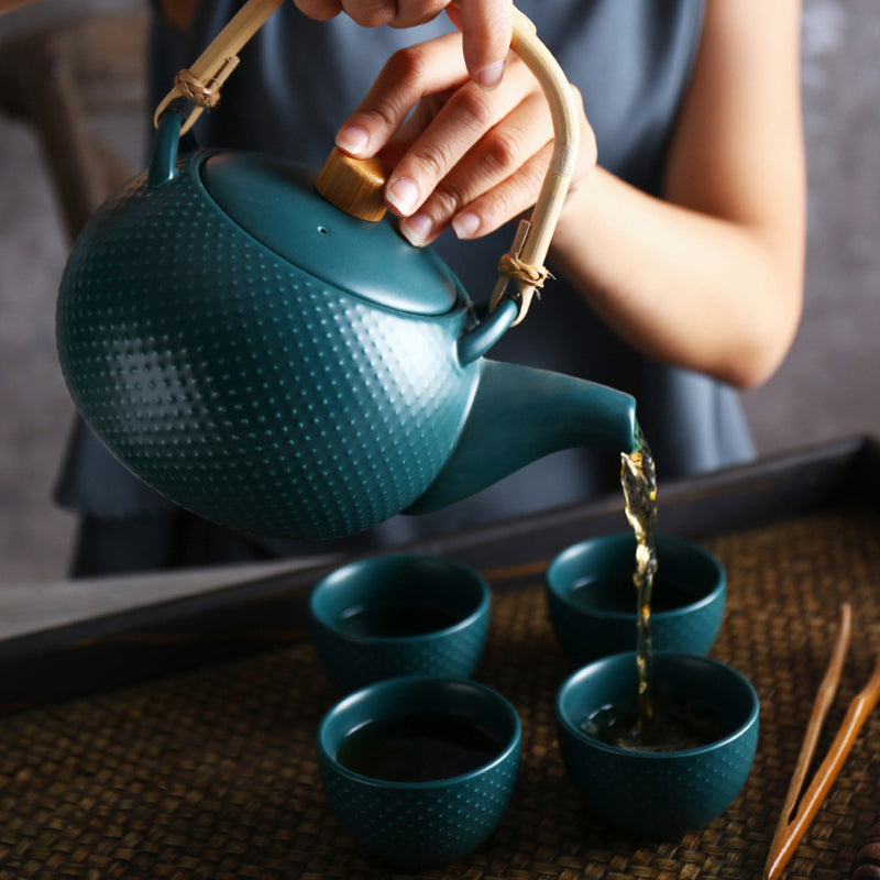 MAGNIFIQUE Textured Tea Pot - Teapot, kettle, tea kettle | Teapot for Dining table & Home decor