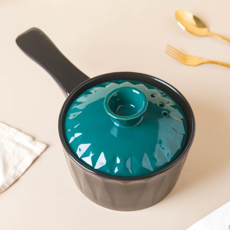 Cook and Serve Ceramic Cookware with Lid and Handle - Cooking Pot