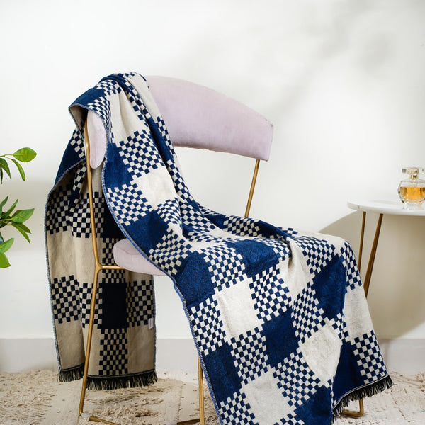 Chequered Woolen Blend Scarf Blue