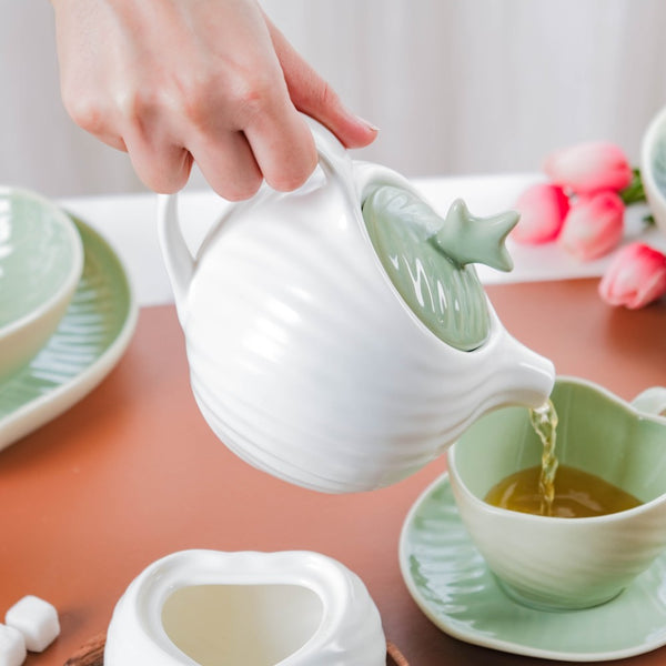 Taro Leaf Teapot With Lid - Teapot, tea kettle, ceramic teapot | Teapot for Dining table & Home decor