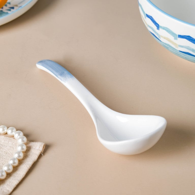Willow Serving Spoon