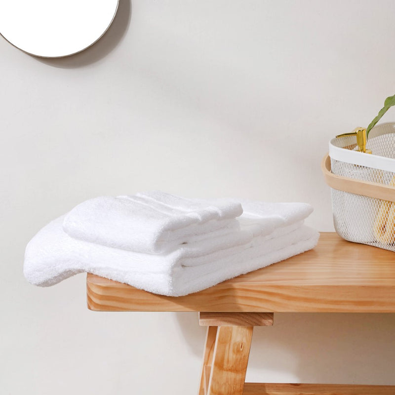 Plushy Snow White 100% Cotton Towel Set of 2