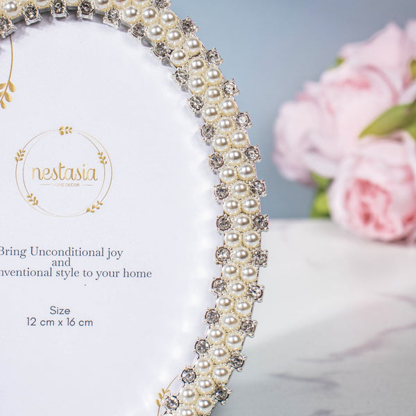 Circle of Pearl Photo Frame - Picture frames and photo frames online | Home decoration items