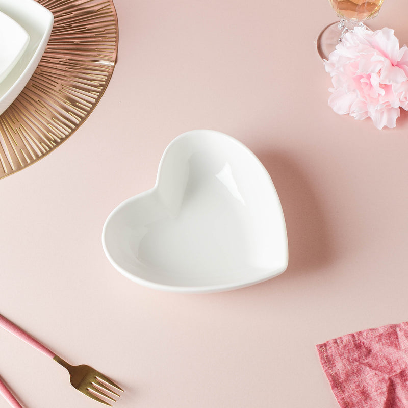 White Heart Fruit Bowl 420 ml - Bowl,ceramic bowl, snack bowls, curry bowl, popcorn bowls | Bowls for dining table & home decor