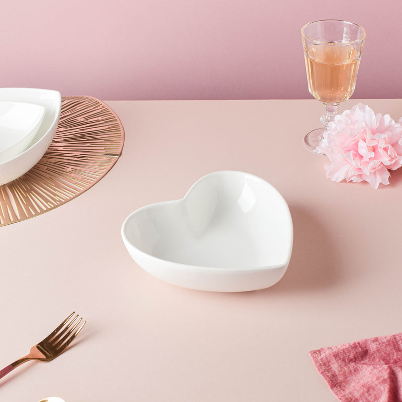 White Heart Fruit Bowl 420 ml - Bowl,ceramic bowl, snack bowls, curry bowl, popcorn bowls | Bowls for dining table & home decor