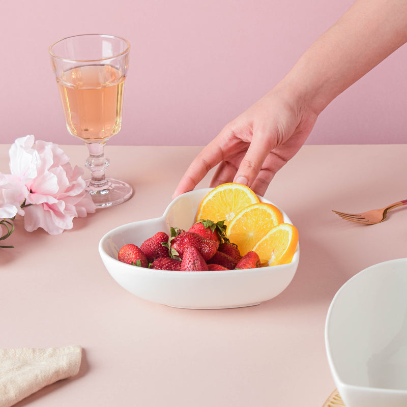 White Heart Fruit Bowl 420 ml - Bowl,ceramic bowl, snack bowls, curry bowl, popcorn bowls | Bowls for dining table & home decor