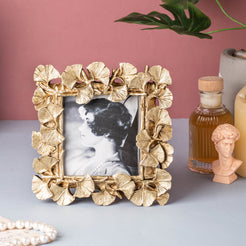 MAGNIFIQUE Leaf Photo Frame - Gold (S) - Picture frames and photo frames online | Home decoration items