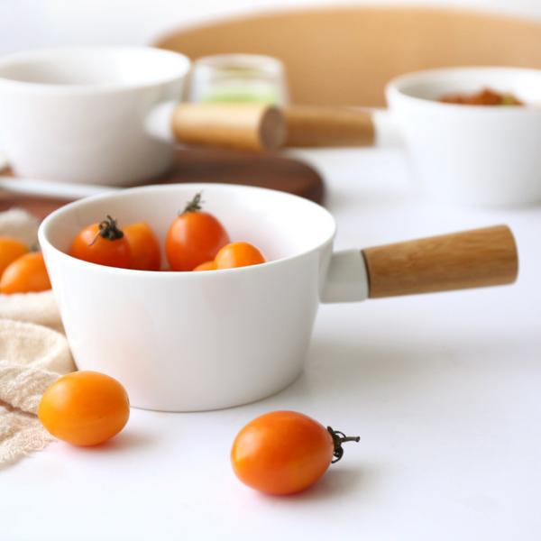 MAGNIFIQUE bowl with bamboo handle - Serving bowls, noodle bowl, snack bowl, popcorn bowls | Bowls for dining & home decor