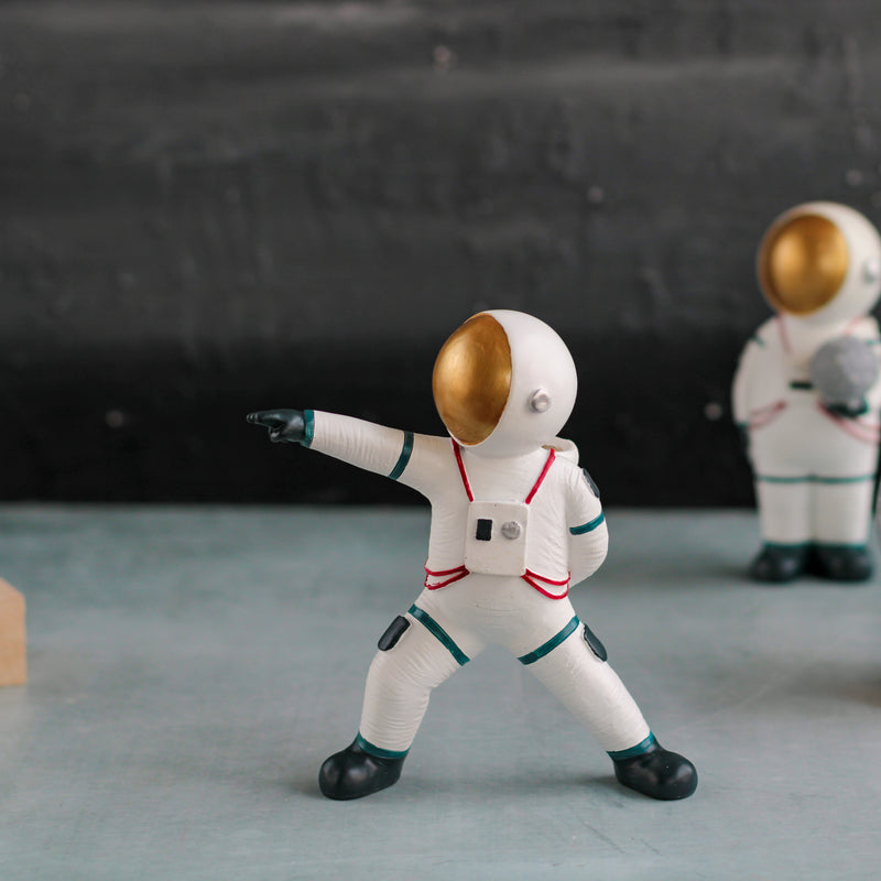Astronaut Planter - Showpiece | Home decor item | Room decoration item