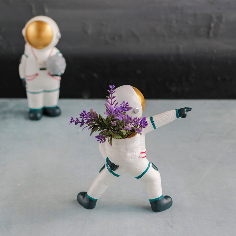 Astronaut Planter - Showpiece | Home decor item | Room decoration item