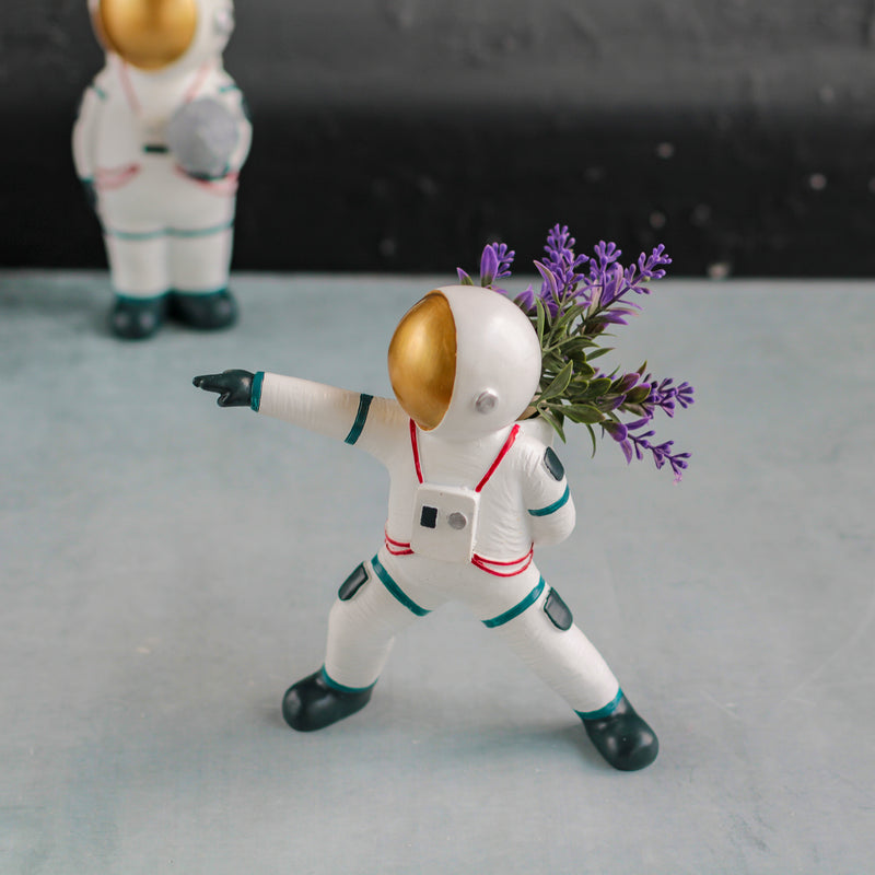 Astronaut Planter - Showpiece | Home decor item | Room decoration item