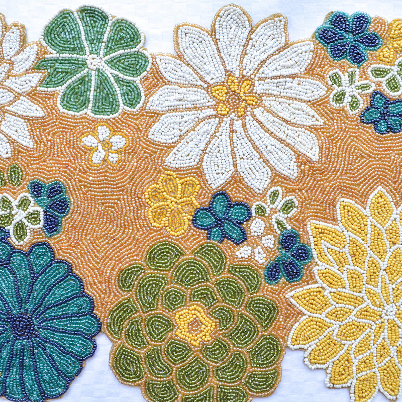 Beads Bloom Runner