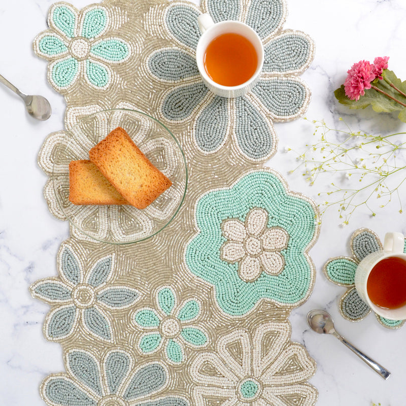 BEADS Blossom Runner - Blue, White and Silver