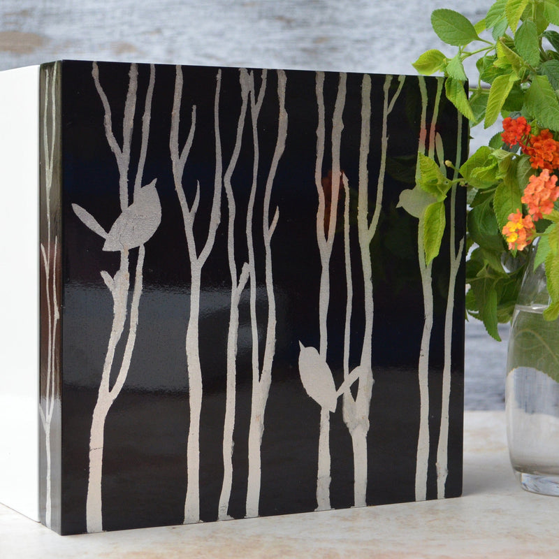 LACQUER box with bird design - black and white