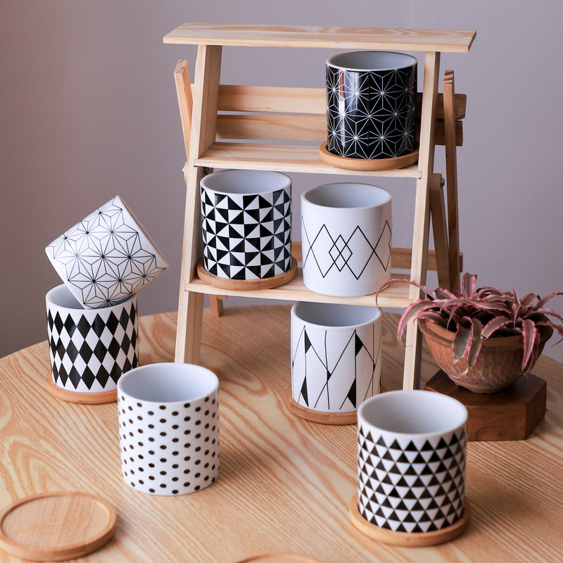 Black And White Planter - Indoor planters and flower pots | Home decor items
