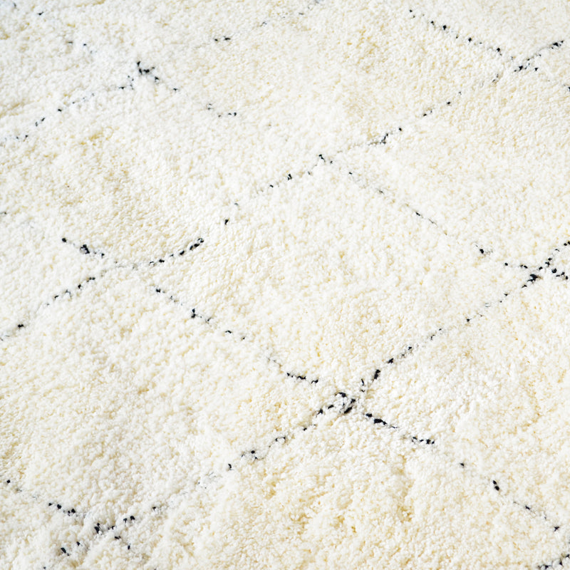 BRAD criss cross fringe rug (M) - Off-White