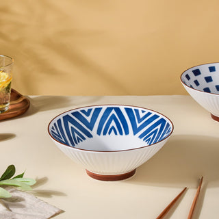 Umai Intricate Patterned Ceramic Ramen Bowl Blue And White 900 ml