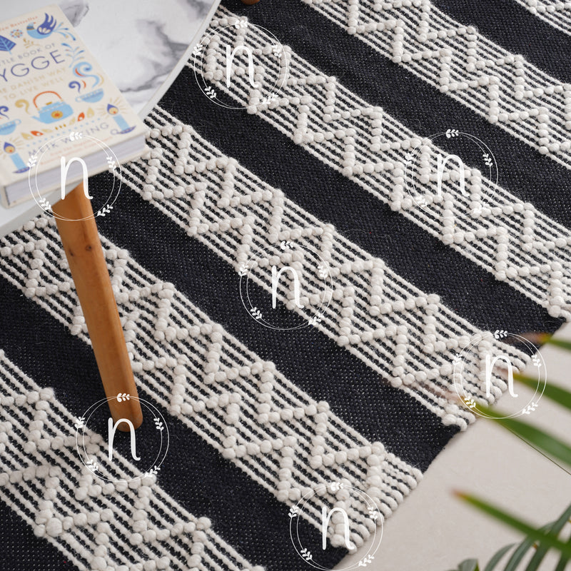 Clover Black and White Rug