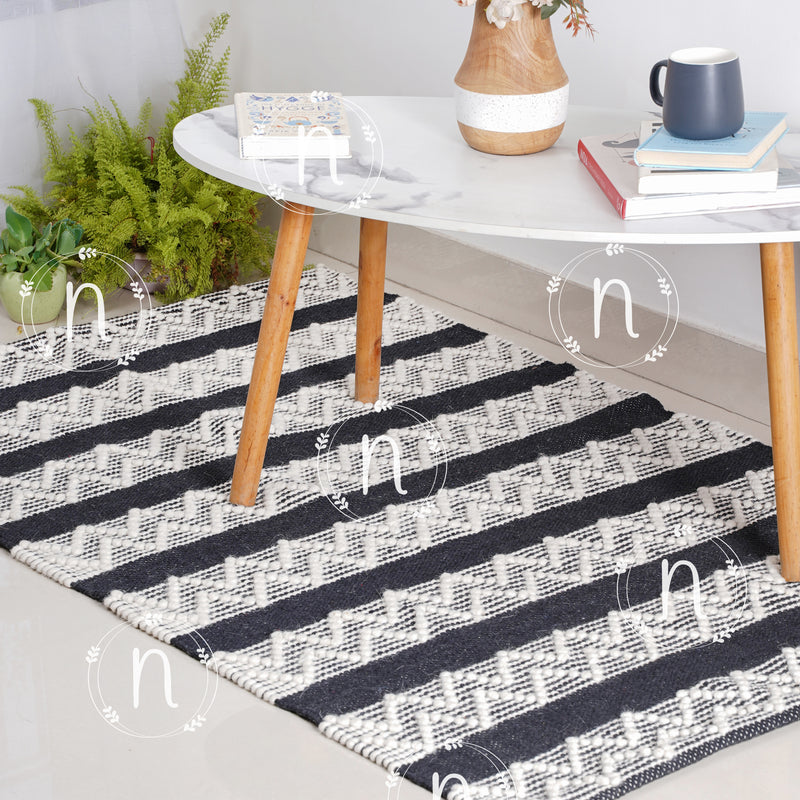 Clover Black and White Rug