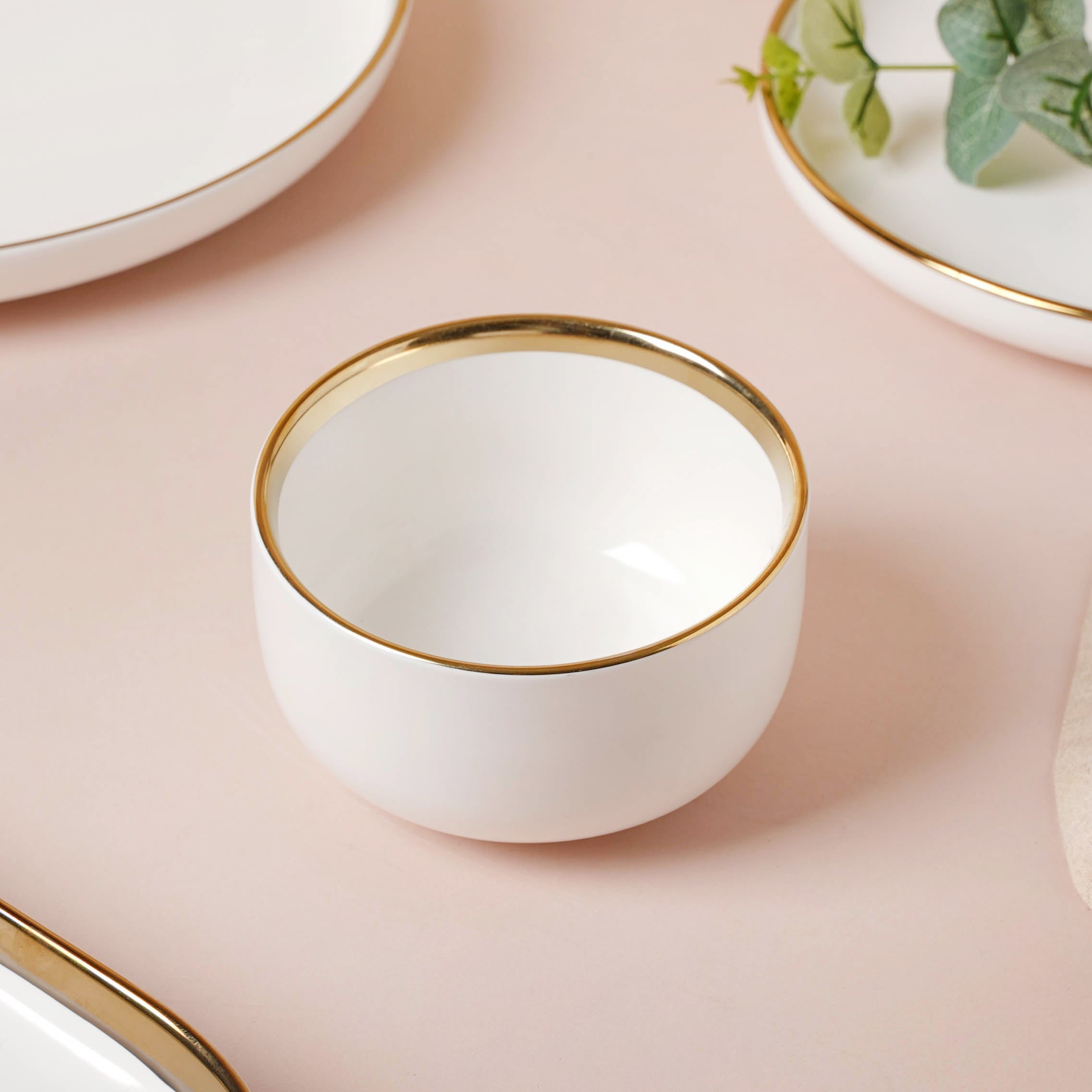 Buy Best VERA White Piece Dinnerware Online| Nestasia