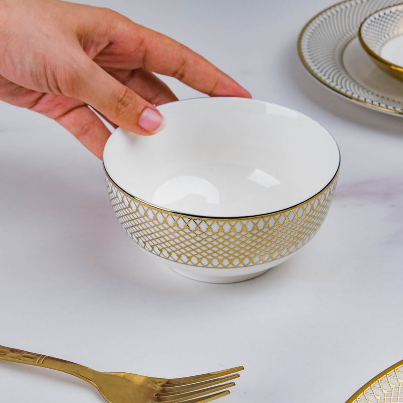 Aurelea 33 Piece Dinner Set For 6
