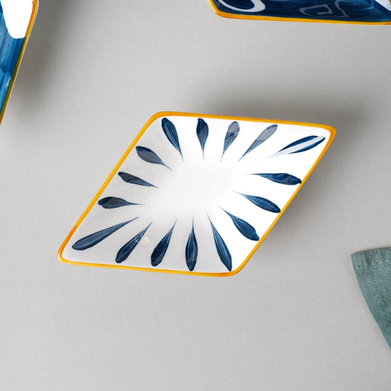 Stripes Nitori 26 Piece Snack Set For 6