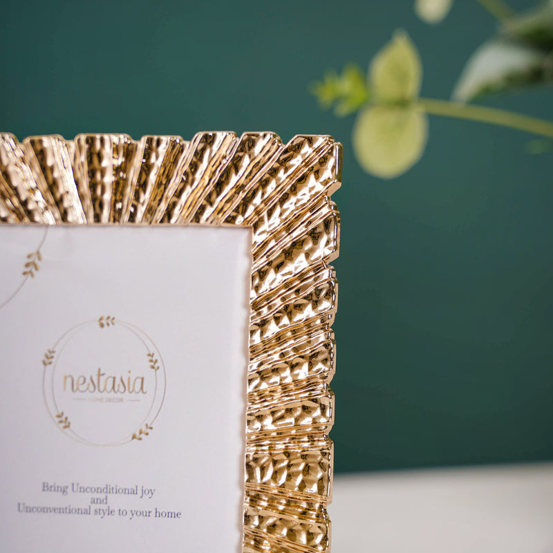 Golden Manzoku Photo Frame - Picture frames and photo frames online | Living room decoration items