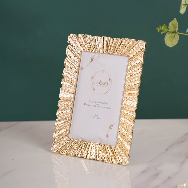 Golden Manzoku Photo Frame - Picture frames and photo frames online | Living room decoration items