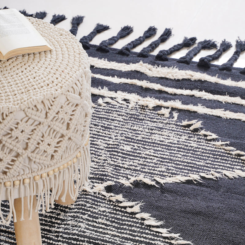 Black Handwoven Carpet for Living Room