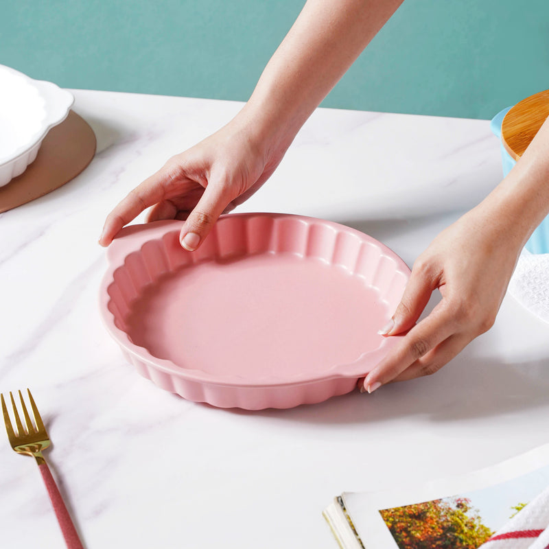 Very Berry Pink Baking Tray 10 Inch - Baking Dish