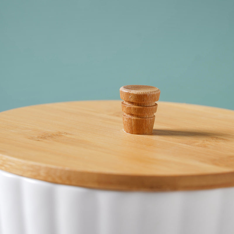 Snow White Scalloped Pot With Lid 8 Inch - Serving bowl with lid, ceramic bowls with lids, noodle bowl, bowl for snacks | Bowls for dining table & home decor