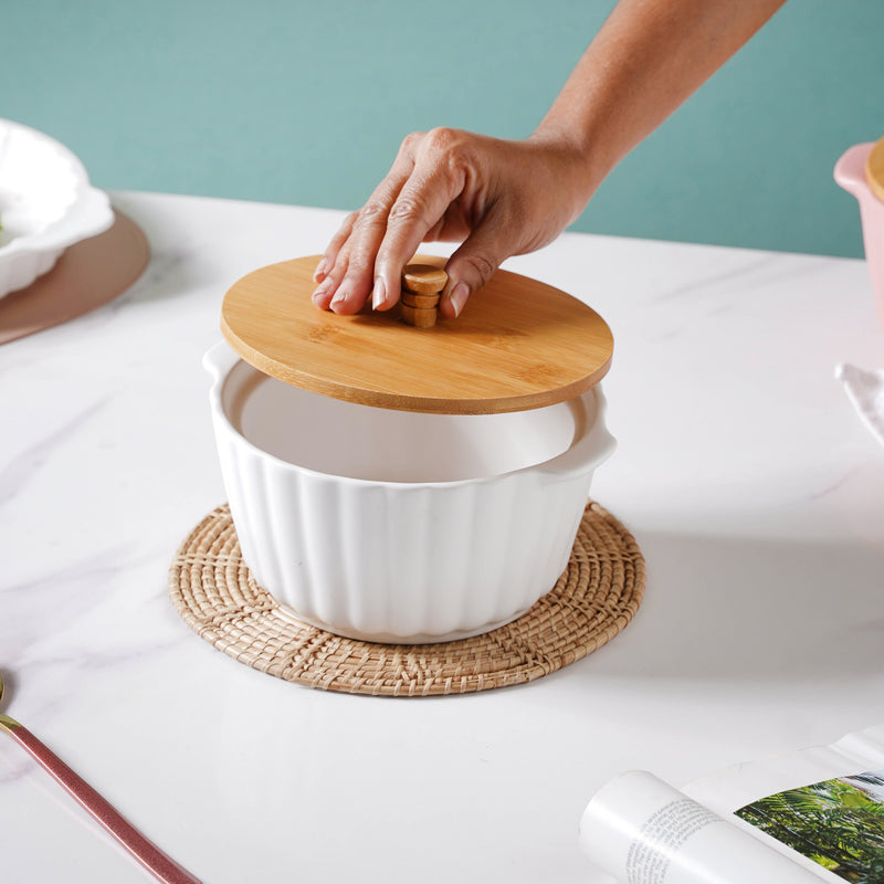 Snow White Scalloped Pot With Lid 8 Inch - Serving bowl with lid, ceramic bowls with lids, noodle bowl, bowl for snacks | Bowls for dining table & home decor