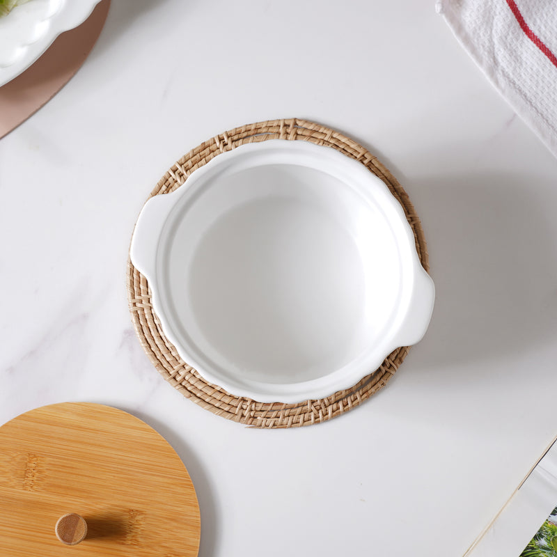 Snow White Scalloped Pot With Lid 8 Inch - Serving bowl with lid, ceramic bowls with lids, noodle bowl, bowl for snacks | Bowls for dining table & home decor