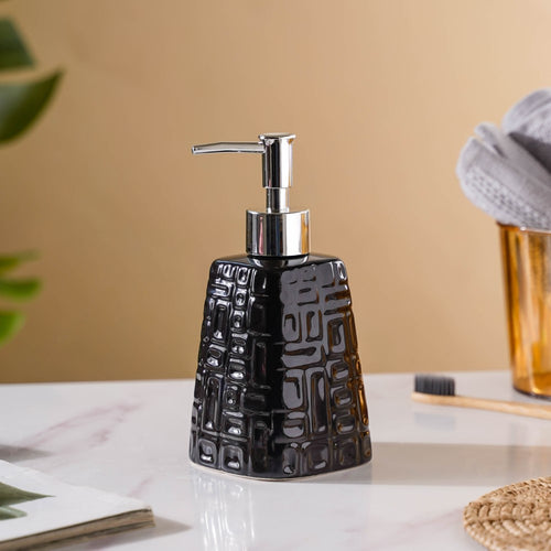 Textured Ceramic Dispenser With Nozzle Black 7 Inch