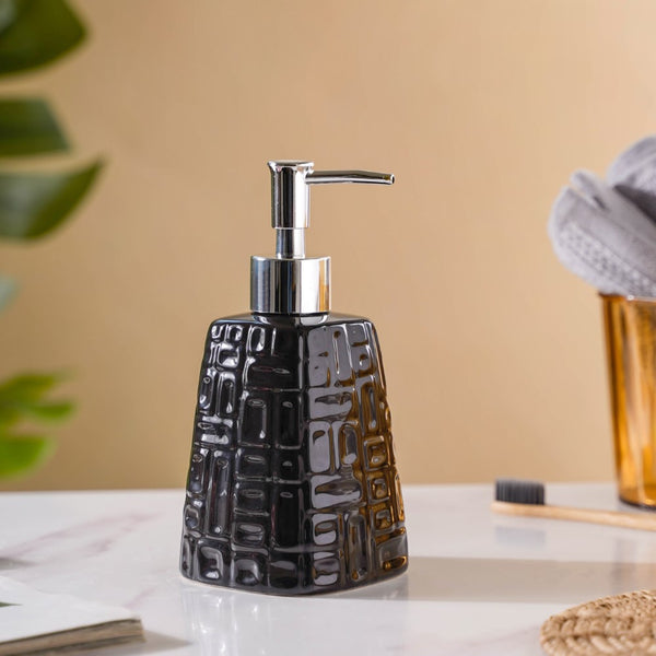 Textured Ceramic Dispenser With Nozzle Black 7 Inch