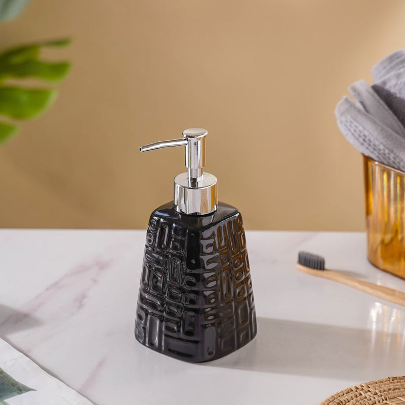 Textured Ceramic Dispenser With Nozzle Black 7 Inch