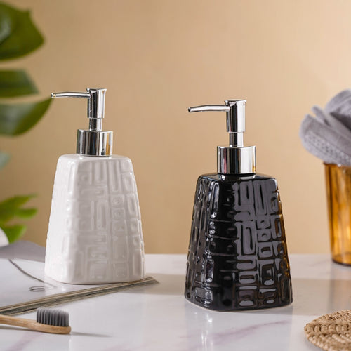 Textured Ceramic Dispenser With Nozzle Black 7 Inch