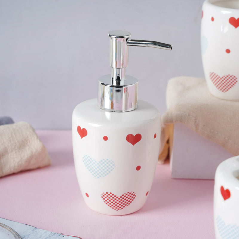 Little Hearts Ceramic Bath Set
