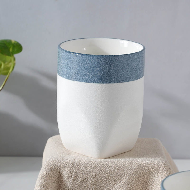 Ceramic Bath Set with a Blue Lining